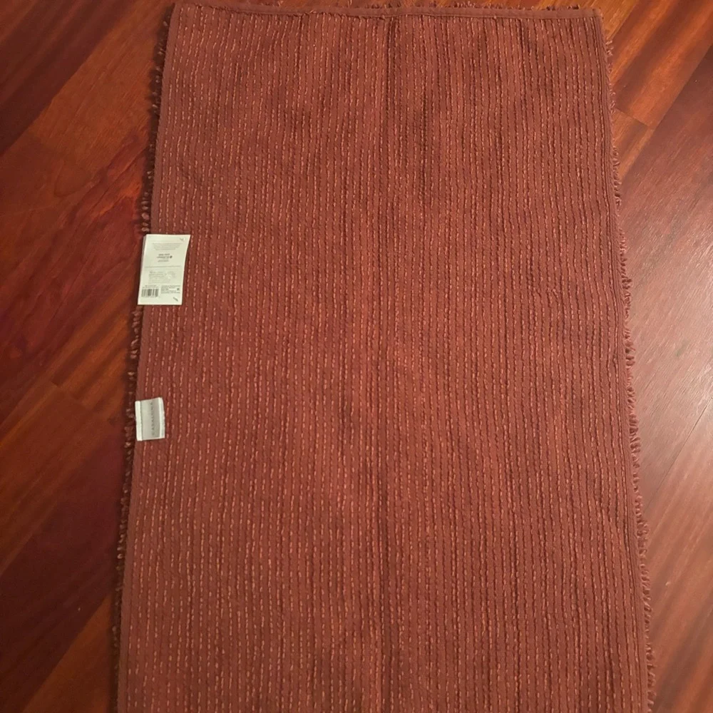NWT Casaluna Melange Looped Plush Brown Bath Mat